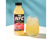 NFC白桃味果汁560ml